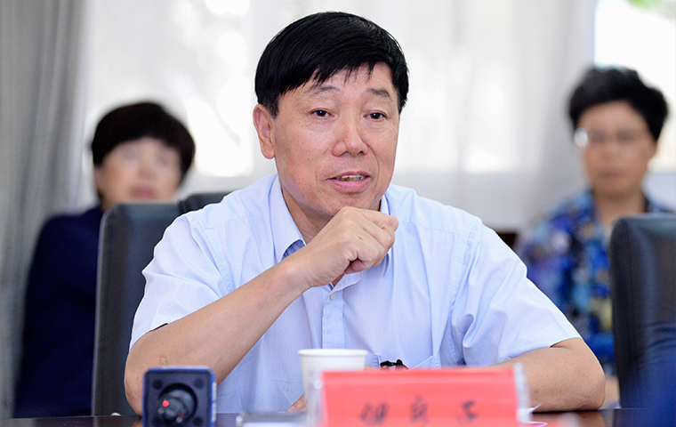 倪良出席民營(yíng)企業(yè)家貫徹落實(shí)全省對(duì)外開放大會(huì)精神座談會(huì)